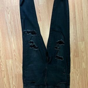 Black Distressed Jeans